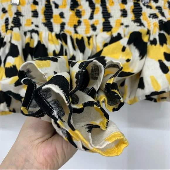 Who What Wear Linen Graphic Cat Smocked Off The Shoulder Short Sleeve Blouse Nwt - Picture 11 of 16